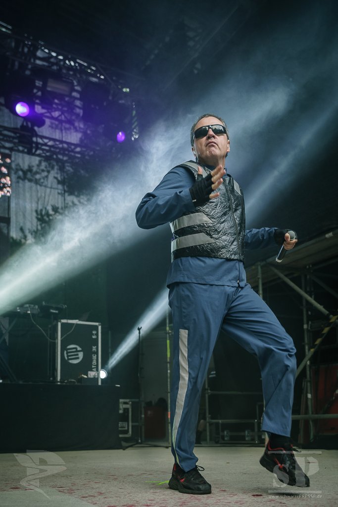 Front 242 11